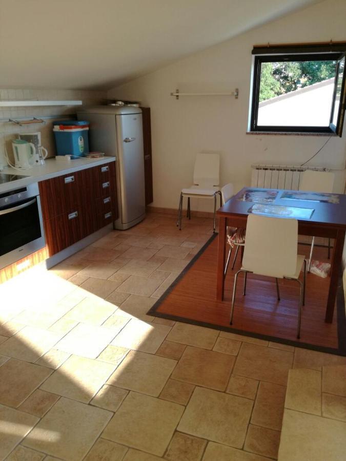 Nice, Cosy Studio Apartment With Shared Outdoor Pool Banjole Εξωτερικό φωτογραφία